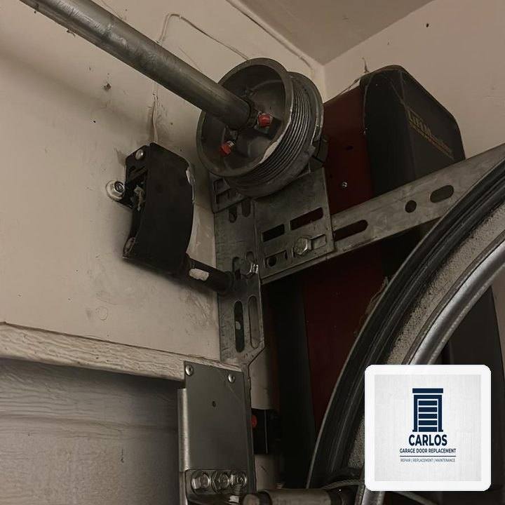 Carlos Garage Door Replacement Dispatch in Jonestown (Lago Vista Area): Heavy-Duty EPDM Perimeter & Bottom Seal Weatherproofing - Jonestown, TX